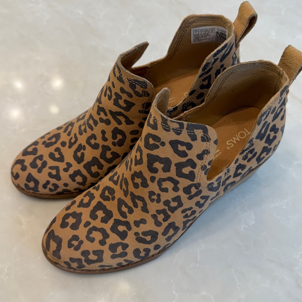 Toms Leopard Print Ankle Boots